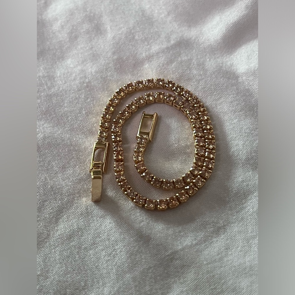 Dainty tennis bracelet - size 6 to 6.5 inches